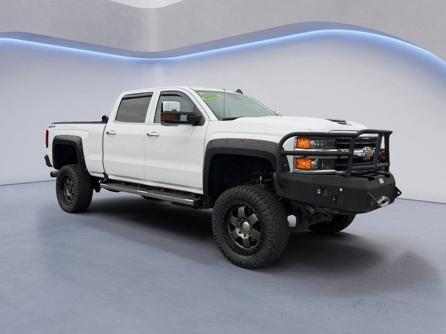 2019 Chevrolet Silverado 2500HD LTZ 4WD photo