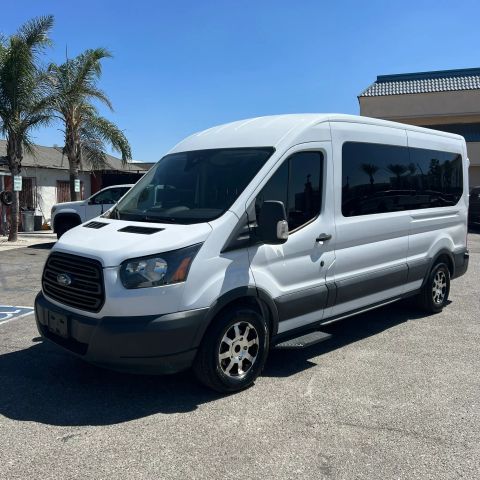 2018 Ford Transit Passenger Wagon XL RWD photo