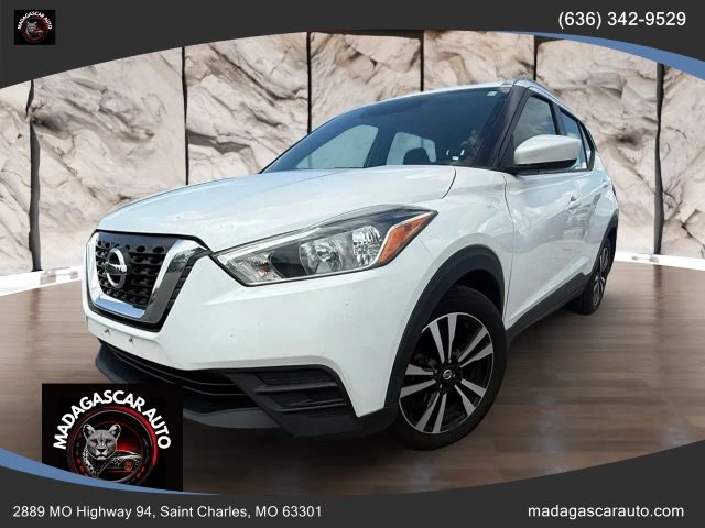2018 Nissan Kicks SV FWD photo