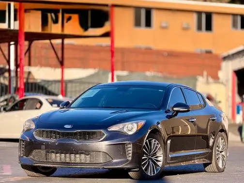 2019 Kia Stinger Base RWD photo