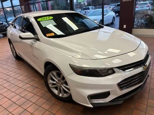 2018 Chevrolet Malibu LT FWD photo