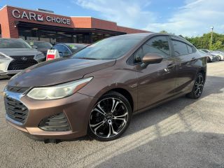 2019 Chevrolet Cruze LS FWD photo