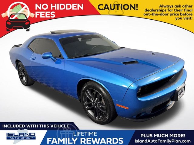 2019 Dodge Challenger SXT AWD photo