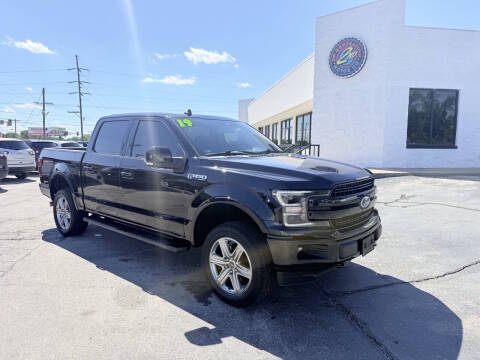 2019 Ford F-150 LARIAT 4WD photo