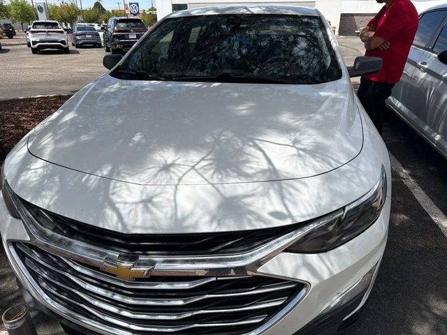 2019 Chevrolet Malibu LS FWD photo