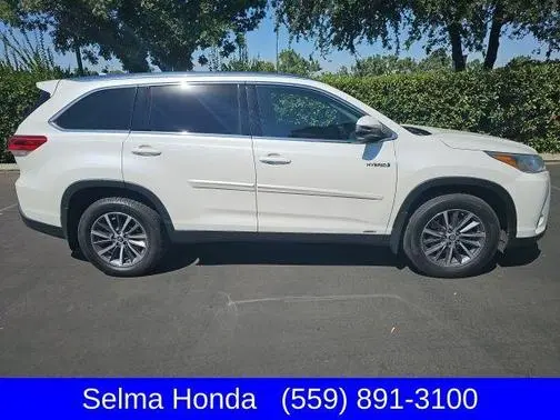 2019 Toyota Highlander Hybrid XLE AWD photo