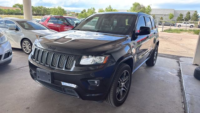 2015 Jeep Grand Cherokee Altitude 4WD photo
