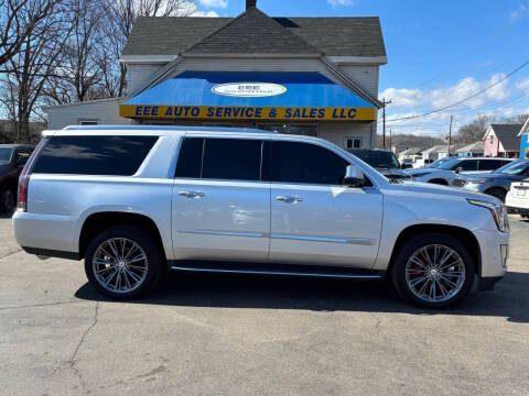 2019 Cadillac Escalade ESV Luxury 4WD photo