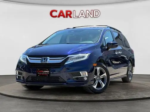2019 Honda Odyssey Touring FWD photo