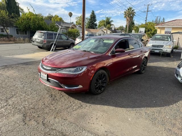 2015 Chrysler 200 Limited FWD photo