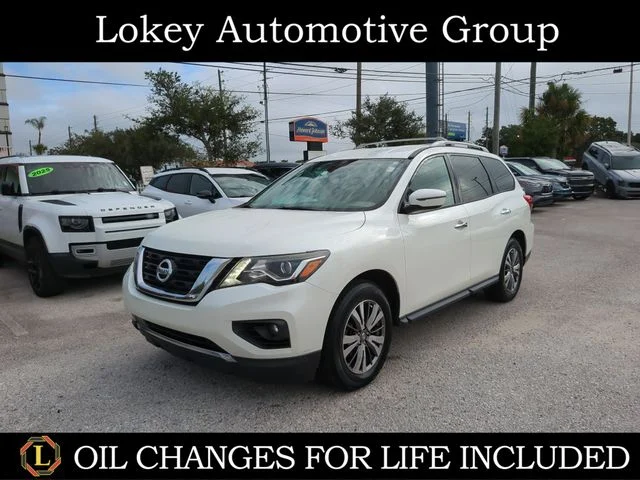 2019 Nissan Pathfinder SV FWD photo