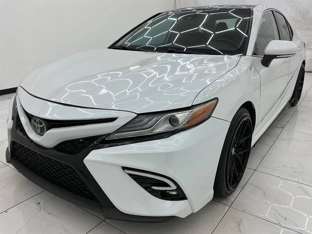 2019 Toyota Camry XSE FWD photo