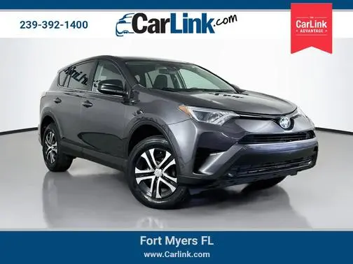 2018 Toyota RAV4 LE FWD photo