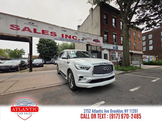2019 Infiniti QX80 LUXE 4WD photo
