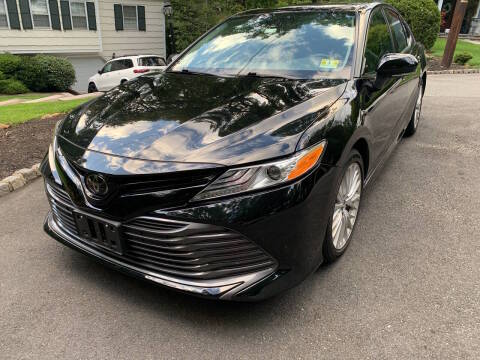 2019 Toyota Camry XLE FWD photo