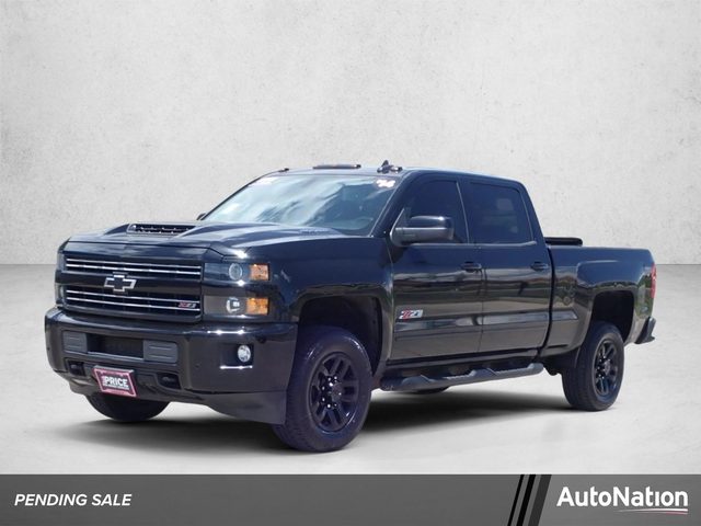 2019 Chevrolet Silverado 2500HD LT 4WD photo