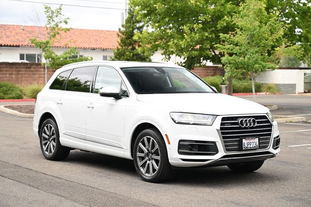 2019 Audi Q7 Premium Plus AWD photo