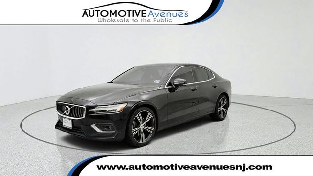 2019 Volvo S60 Inscription FWD photo