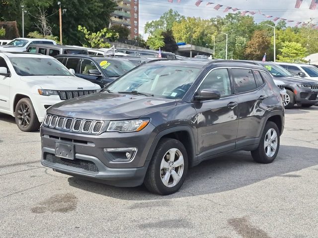 2019 Jeep Compass Latitude 4WD photo