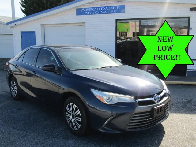 2016 Toyota Camry LE FWD photo