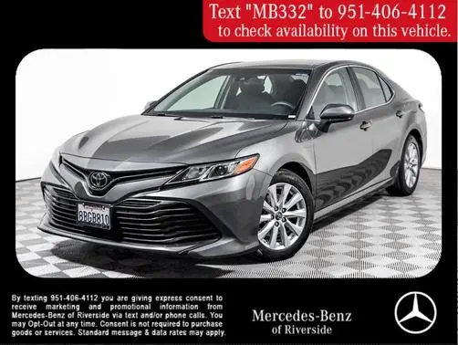 2018 Toyota Camry LE FWD photo