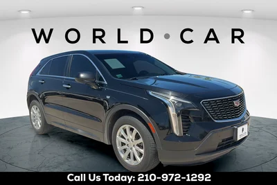 2019 Cadillac XT4 FWD Luxury FWD photo
