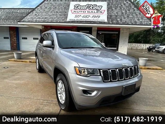 2019 Jeep Grand Cherokee Laredo E 4WD photo