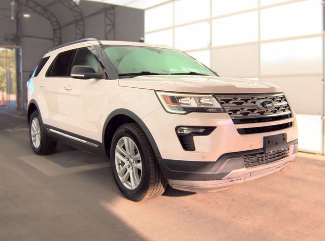 2019 Ford Explorer XLT 4WD photo