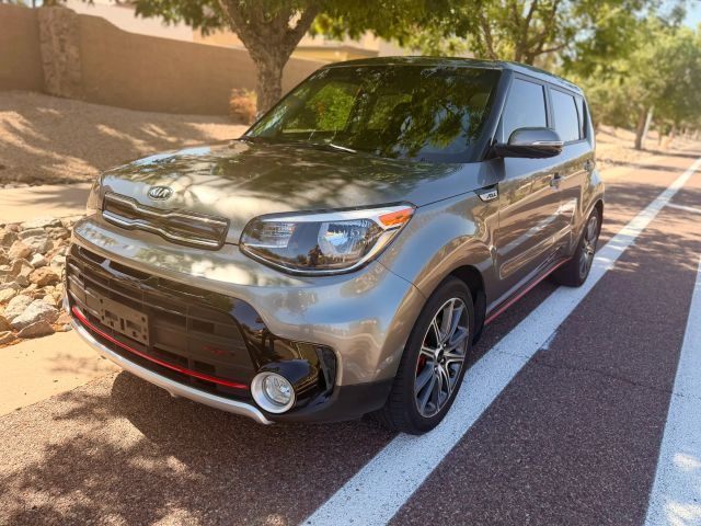 2019 Kia Soul ! FWD photo