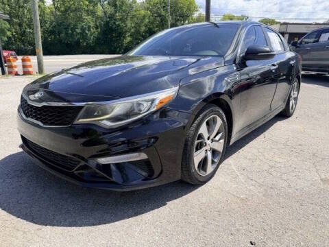 2019 Kia Optima S FWD photo
