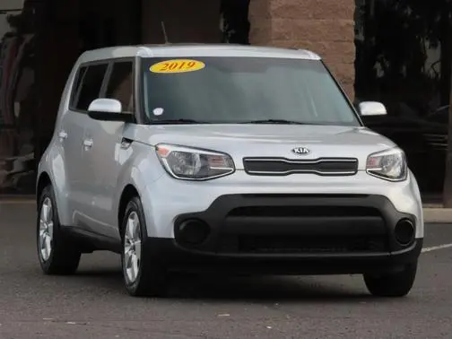 2019 Kia Soul Base FWD photo
