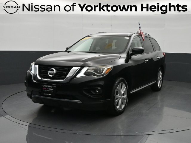 2019 Nissan Pathfinder SL 4WD photo