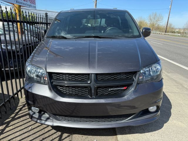 2019 Dodge Grand Caravan SE Plus FWD photo