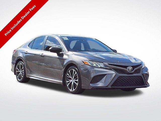 2019 Toyota Camry SE FWD photo
