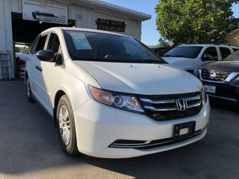2015 Honda Odyssey LX FWD photo