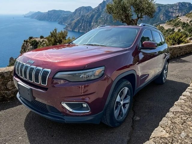 2019 Jeep Cherokee Limited 4WD photo