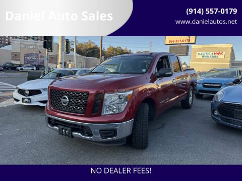 2019 Nissan Titan SV 4WD photo
