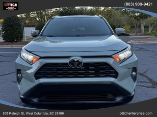 2019 Toyota RAV4 XLE FWD photo