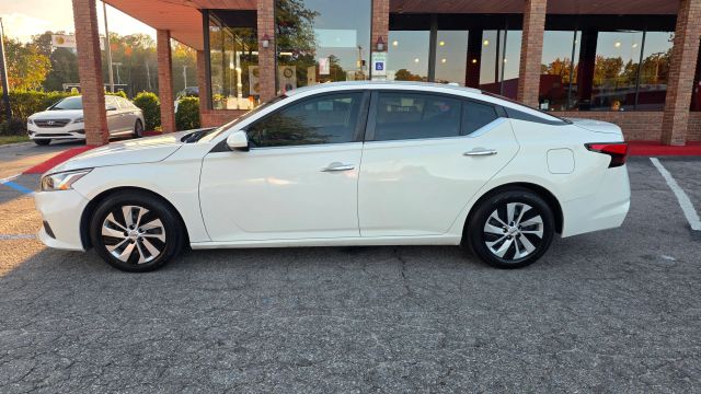 2019 Nissan Altima 2.5 S FWD photo