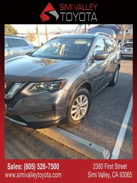 2019 Nissan Rogue SV FWD photo