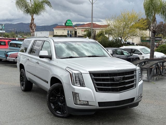 2019 Cadillac Escalade ESV Premium Luxury 4WD photo