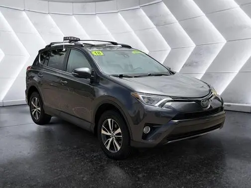 2018 Toyota RAV4 XLE FWD photo
