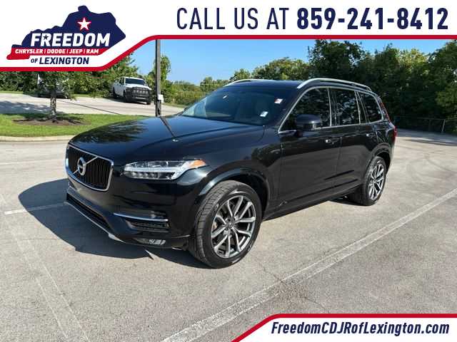 2019 Volvo XC90 Momentum FWD photo