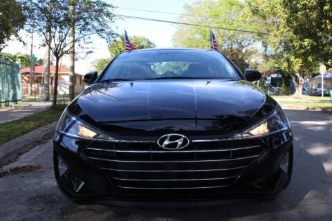 2019 Hyundai Elantra SEL FWD photo