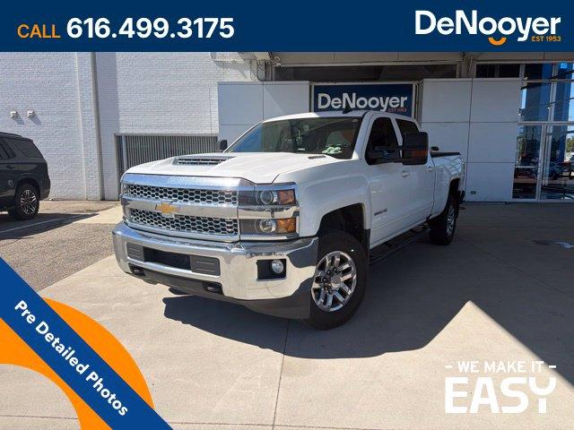 2019 Chevrolet Silverado 3500HD LT 4WD photo