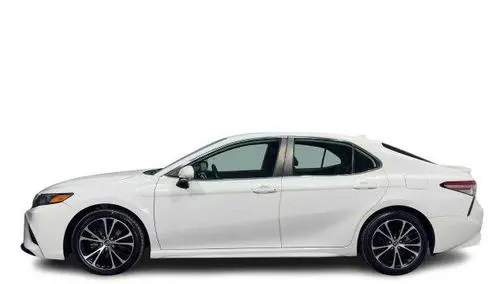 2019 Toyota Camry SE FWD photo