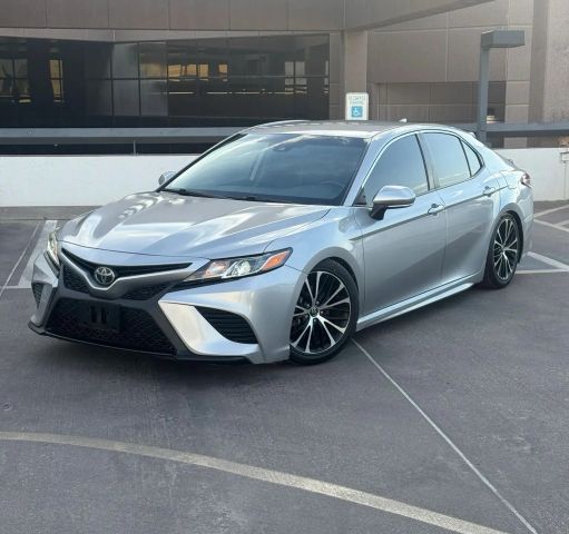 2019 Toyota Camry LE FWD photo