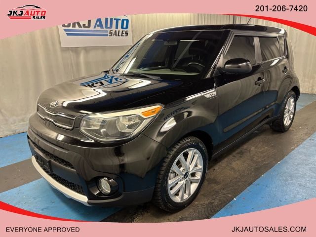 2017 Kia Soul + FWD photo