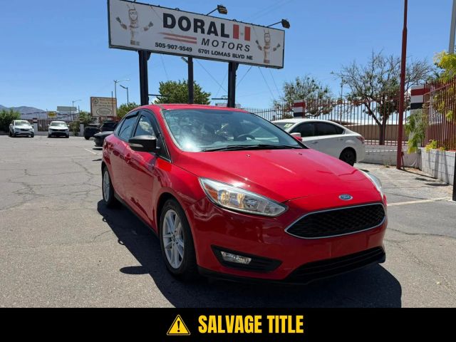 2017 Ford Focus SE FWD photo