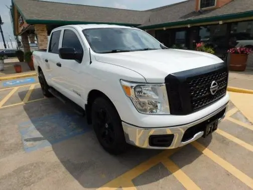 2019 Nissan Titan S RWD photo